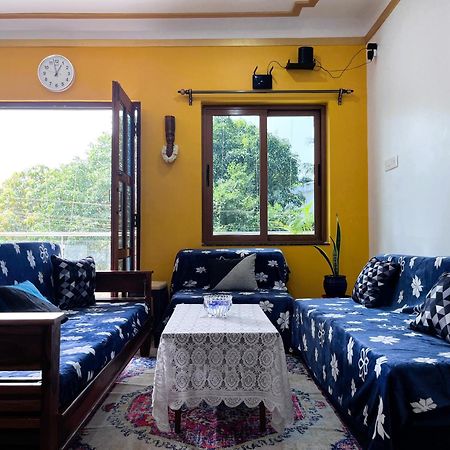 Happy Moon Homestay Aldona Exterior photo